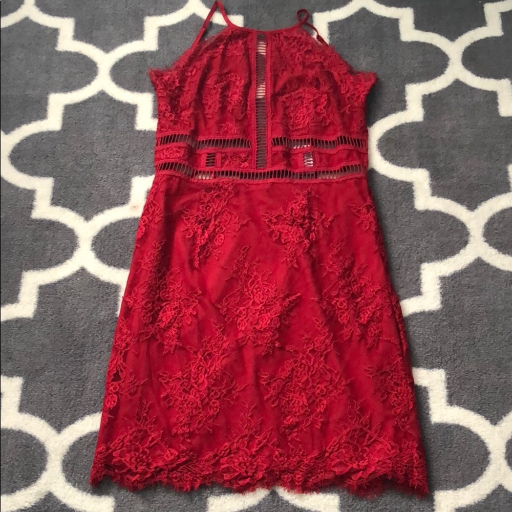 RED DRESS - Picture 7 of 7